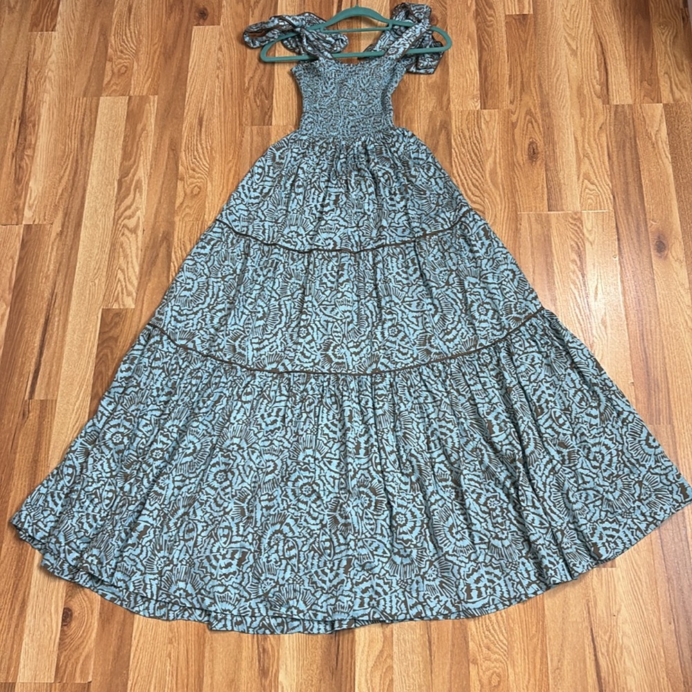 Omika Lana Maxi Dress size XS